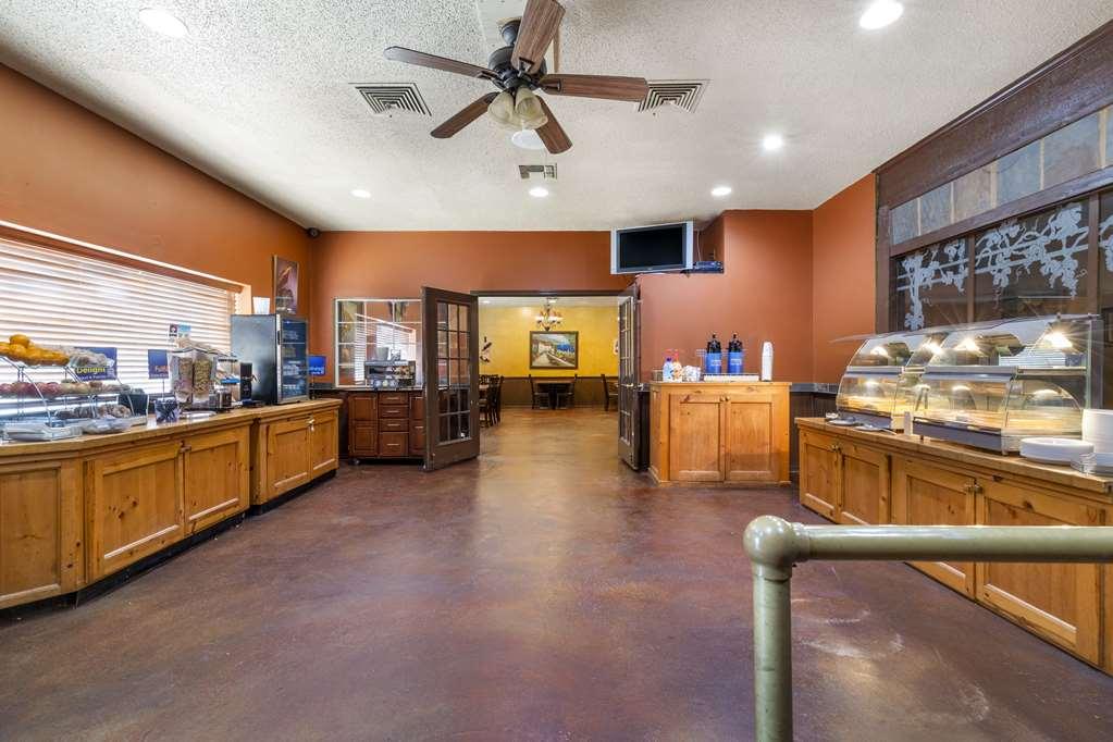 Best Western Sunday House Inn Kerrville Exterior foto