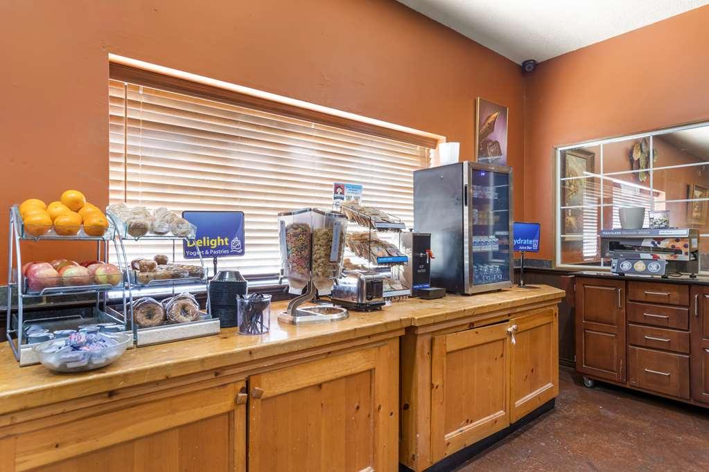 Best Western Sunday House Inn Kerrville Exterior foto