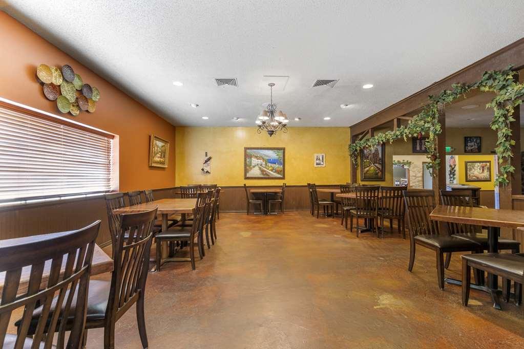 Best Western Sunday House Inn Kerrville Exterior foto