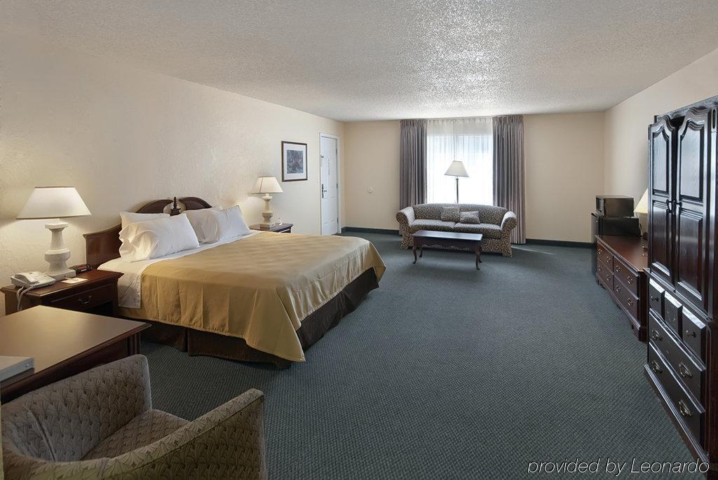 Best Western Sunday House Inn Kerrville Quarto foto