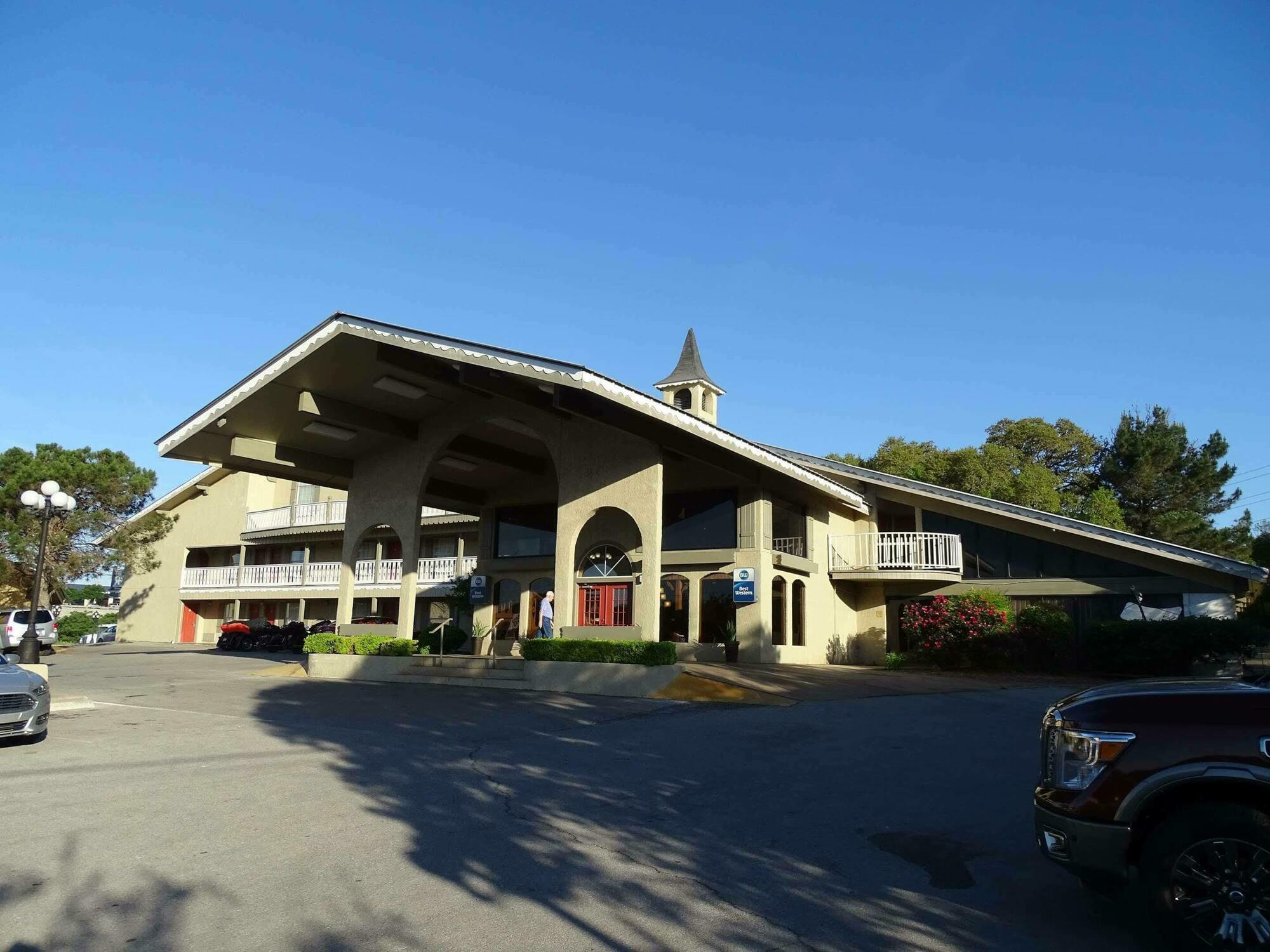 Best Western Sunday House Inn Kerrville Exterior foto